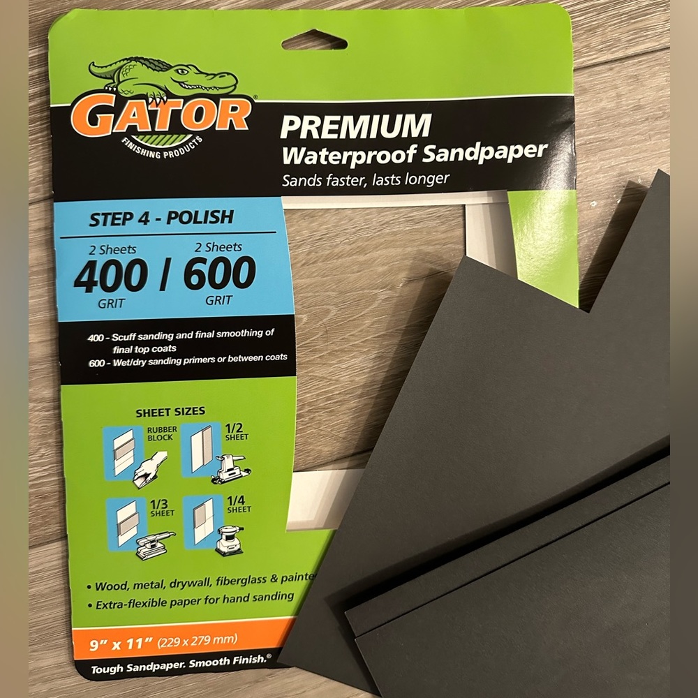 Gator Premium Sandpaper 4 Sheets One sheet cut